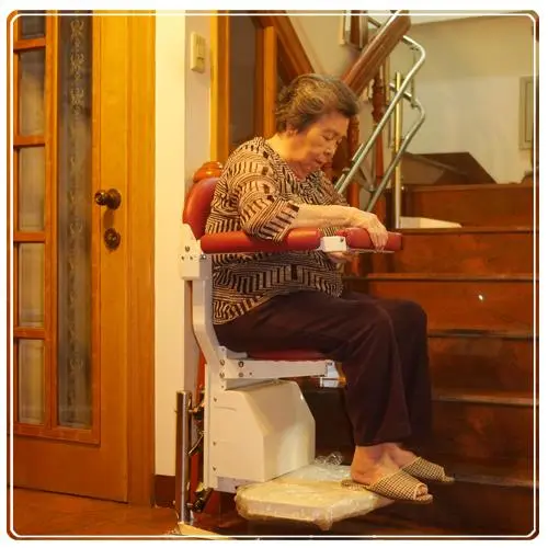 Tainan Huang Residence – Stair Lift