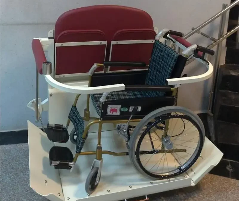 中壢表演廳樓梯升降椅