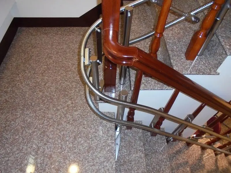 關西劉家樓梯升降椅